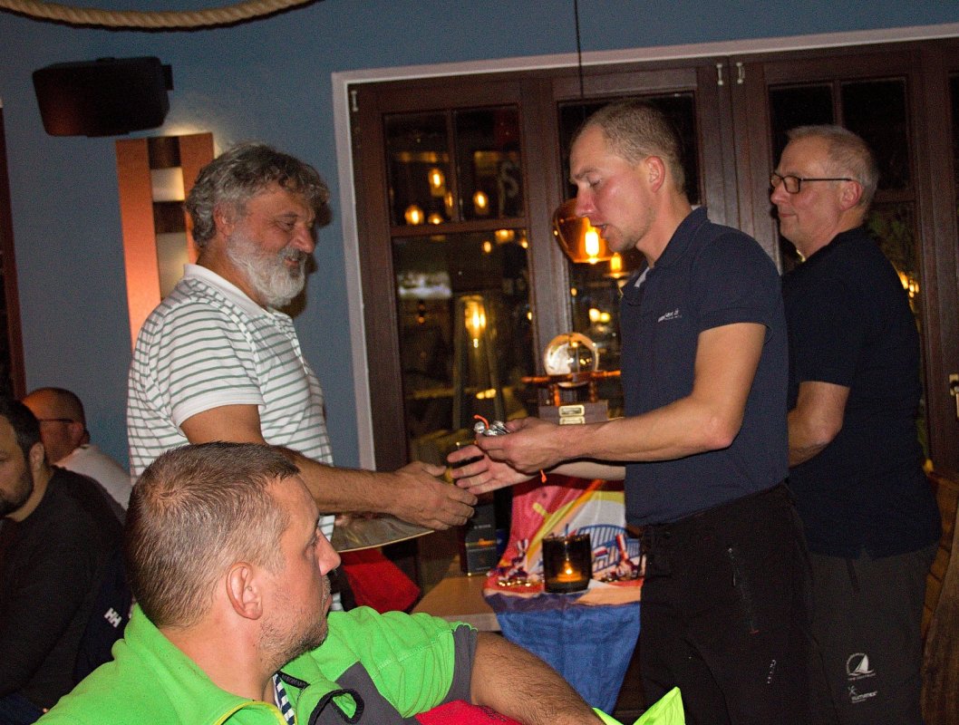 img_3947-ev